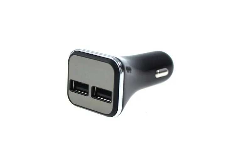 ladowarka-samochodowa-12-24v-2xusb-4-8a-led-waga-z-opakowaniem-0-1-kg