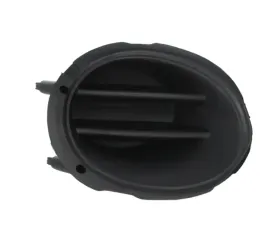 ford-mondeo-96-00-zaslepka-otworu-halogenu-prawa
