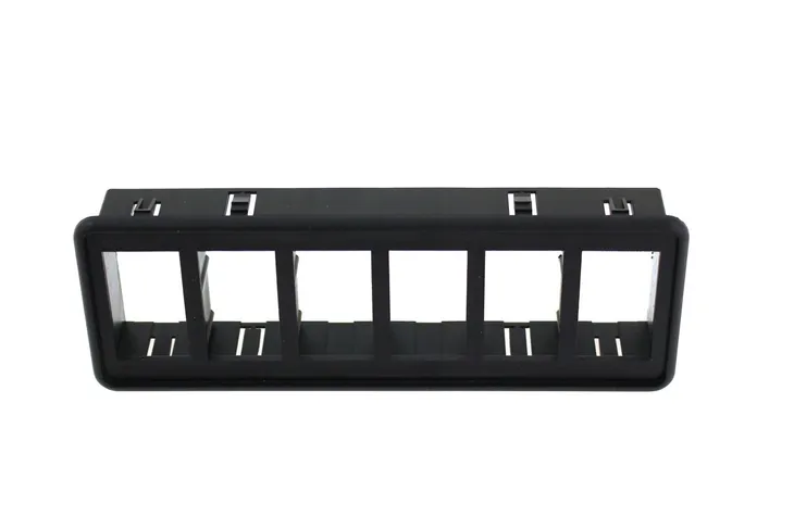 ramka-przelacznikow-6x-strona-zabudowy-przod