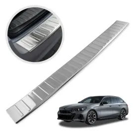 nakladka-listwa-ochronna-na-tylny-zderzak-do-bmw-5-i-g61-2024-kombi-or-stal