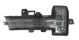 kierunkowskaz-migacz-boczny-w-lusterku-prawy-nissan-qashqai-21-24