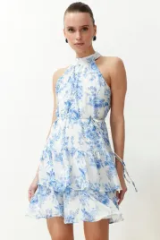 trendyol-biala-sukienka-halter-w-niebieskie-kwiaty-40-5-a