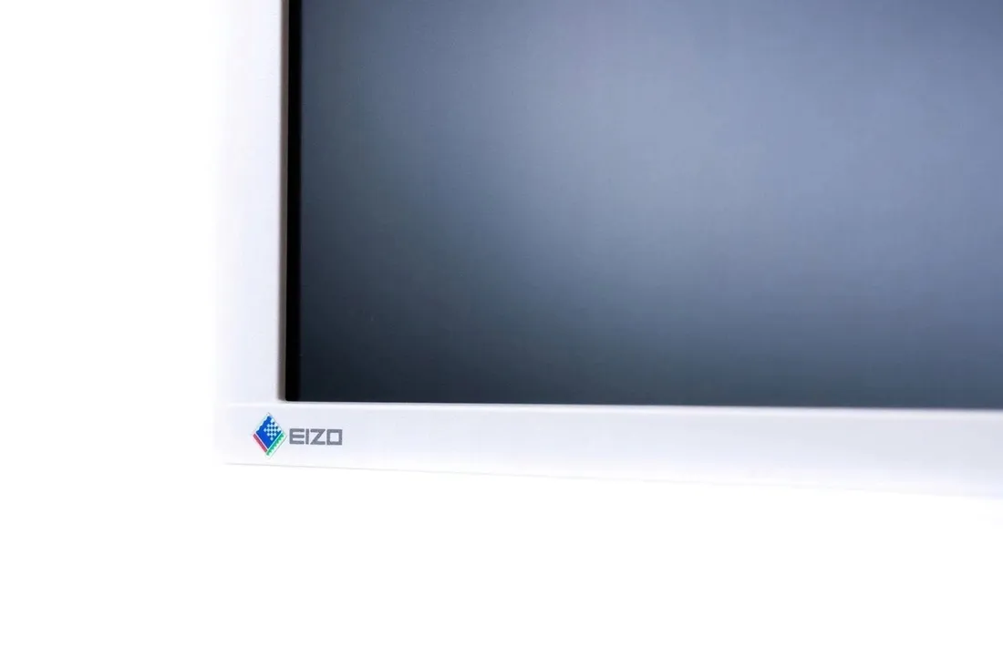 monitor-eizo-ev2216w-22-glosniki-dp-vga-hd