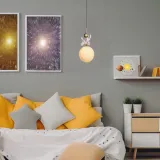 lampa-wiszaca-astronauta