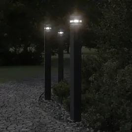 zewnetrzna-lampa-stojaca-z-gniazdem-czarna-110-cm-aluminium