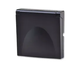 viplast-861-55-plakietka-z-klapka-gniazda-z-uziemieniem-ip44-czarna