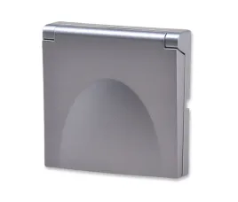 viplast-861-53-plakietka-z-klapka-gniazda-z-uziemieniem-ip44-srebrna