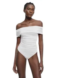 shein-biale-body-z-marszczeniami-i-odkrytymi-ramionami-36-1hk