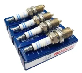 4x-swiece-zaplonowe-bosch-0-242-240-593-0242240593-r6dc-13