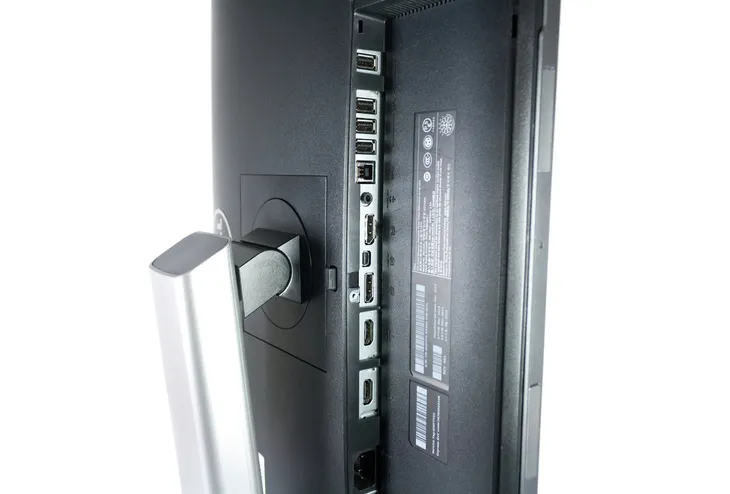 bezramkowy-monitor-led-27-dell-u2715h-2560x1440-2k-ips-dp-hdmi-qhd-stan-powystawowy