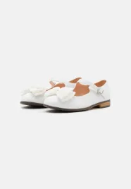 friboo-baleriny-z-zapieciem-biale-28-4ca