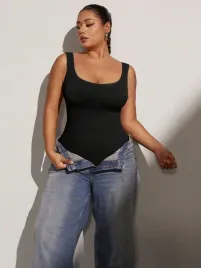 czarne-body-wyszczuplajace-z-kontrola-brzucha-plus-size-48-1ma