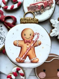 pierniczek-swiateczny-bombka-piernikowy-ludek-gingerbread-men