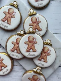 pierniczek-swiateczny-bombka-piernikowy-ludek-gingerbread-men-z-imieniem