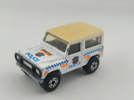 matchbox-land-rover-90-ninety-police-rescue-policja
