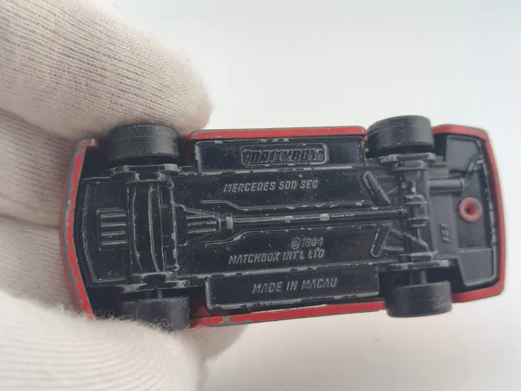 matchbox-mercedes-500-sec-model-matchbox-mercedes-500-sec