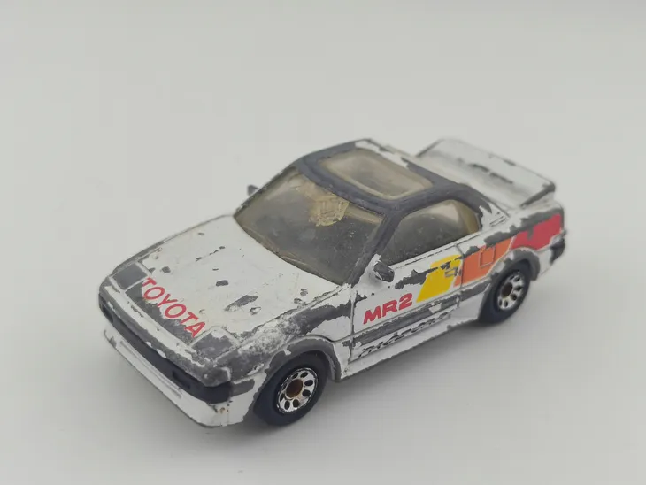 matchbox-toyota-mr2