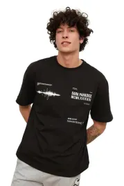 trendyol-man-czarny-t-shirt-meski-z-nadrukiem-i-okraglym-dekoltem-xl-5da