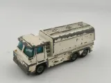 husky-gas-tanker