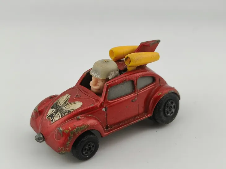 matchbox-flying-bug-volkswagen-beetle-garbus
