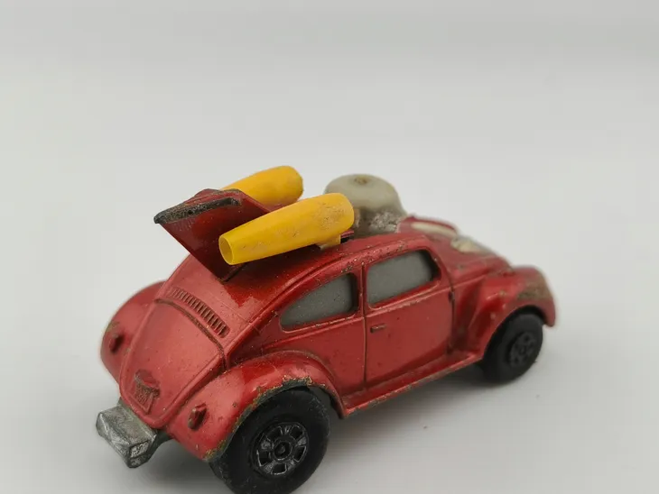 matchbox-flying-bug-volkswagen-beetle-garbus-stan-nowy