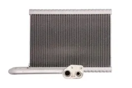 thermotec-ktt150049-parownik-instalacja-klimatyzacji