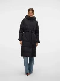 vero-moda-czarna-pikowana-kurtka-z-odcinanym-kapturem-do-kostek-l-7ca
