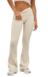 prettylittlething-spodnie-kremowe-dlugie-36-ejo