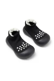 shein-czarne-kapcie-dzieciece-z-bialymi-aplikacjami-23-1la