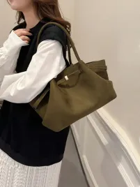 shein-klasyczna-torebka-khaki-na-zatrzask-40x23x16-1la