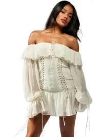 missguided-elegancka-sukienka-z-falbana-i-wiazaniem-na-ramionach-s-1la