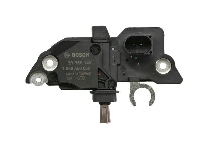 regulator-napiecia-12v-bmw-5-e60-5-e61-7-e65-e67-x3-e83-2-2-3-0-producent-czesci-bosch