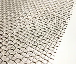 siatka-tkana-nierdzewna-oczko-4x4-mm-drut-12mm-na-metry