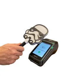 gadzet-stormtrooper-tap-to-pay-star-wars-standard