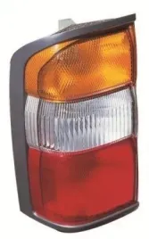 lampa-tyl-tylna-lewa-nissan-patrol-gr-v-1997-2002