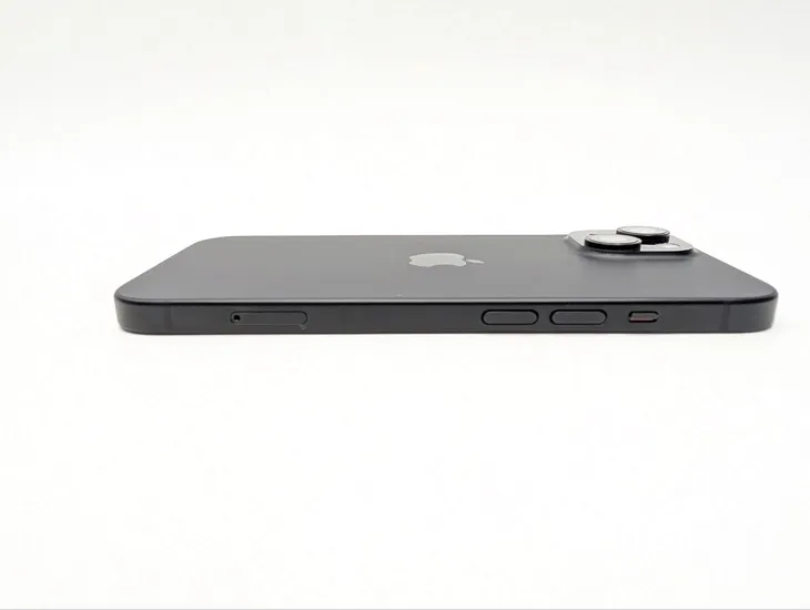 apple-iphone-15-128gb-czarny-funkcje-aparatu-autofocus-cyfrowa-stabilizacja-obrazu-hdr-lampa-blyskowa-nagrywanie-wideo-optyczna-stabilizacja-obrazu-panorama-samowyzwalacz-wykrywanie-twarzy-zdjecia-seryjne-zoom