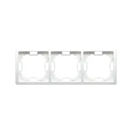 ramka-3-krotna-bialy-simon-basic-standard
