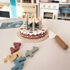 tooky-toy-drewniany-tort-urodzinowy-ze-swieczkami-rzepy-zabawa-dla-dzieci