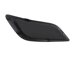 ford-focus-2007-ramka-halogenu-prawa