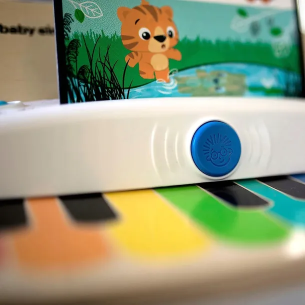 pianinko-hape-baby-einstein-magic-touch-piano-wiek-dziecka-12-m