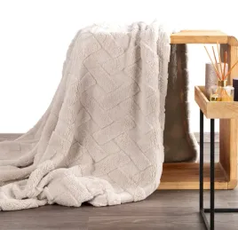 koc-z-mikrofibry-miekki-cieply-puszysty-caro-170x210-bezowy
