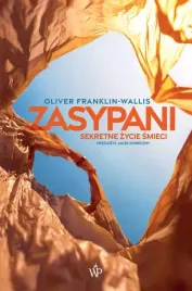 zasypani-sekretne-zycie-smieci
