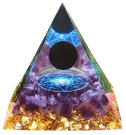 piramida-z-ametystem-i-obsydianem-symbol-pentagramu-ochrona-i-harmonia-5cm