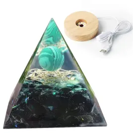 lampka-lampa-piramida-krysztal-kamienie-amulet-prezent-podstawa-led-5cm