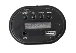 panel-muzyczny-do-bmw-x6m