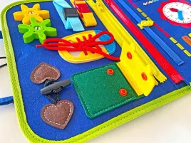 tablica-manipulacyjna-sensoryczna-montessori-clock