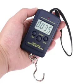 cyfrowa-reczna-waga-do-bagazu-mini-przenosna-waga-elektroniczna-z-ekran