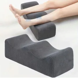 poduszka-pod-nogi-ortopedyczna-podnozek-komfort-snu-wsparcie-nog-relaks