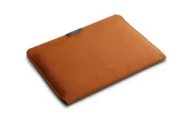 bellroy-slave-16-elegancki-pokrowiec-etui-laptopa-magnetyczne-zamkniecie