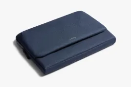 bellroy-laptop-caddy-etui-na-laptop-16-z-kieszeniami-na-akcesoria-mobilne